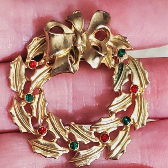 Vintage wreath red green Austrian crystals gold ribbon bow euc - Picture 5 of 10